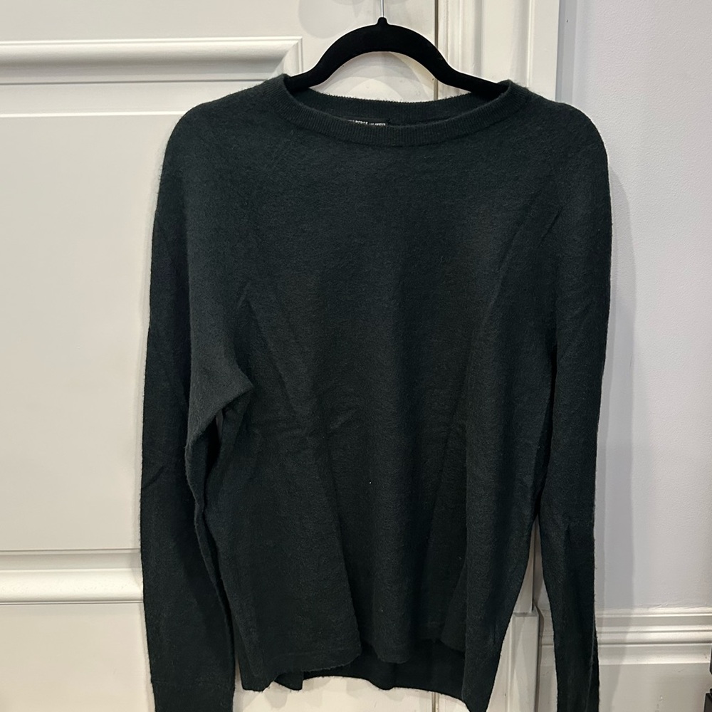 James Perse Men’s Cashmere Crewneck Sweater – Size 2 (Medium)